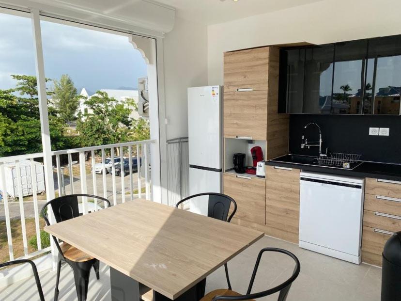 Flambloyant Appartement Neuf Residence Piscine Sandy Ground Exterior photo